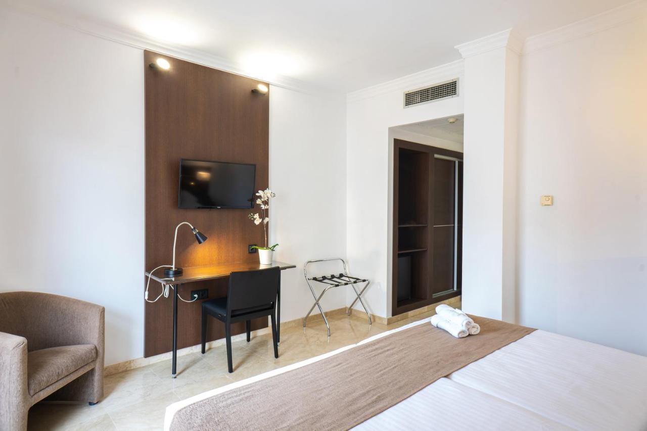 Mainake Costa Del Sol Hotel Torre Del Mar Ngoại thất bức ảnh
