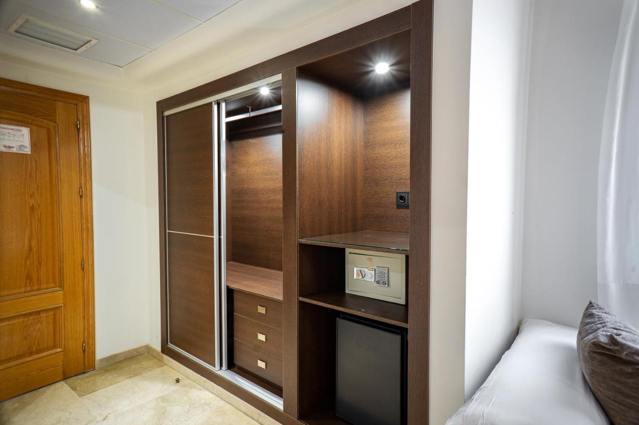 Mainake Costa Del Sol Hotel Torre Del Mar Ngoại thất bức ảnh